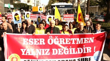 Eğitimcilerden, Memurluktan Atılan Çapar'a Destek