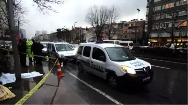 Trafik Işıklarının 25 Metre Aşağısında Can Verdi