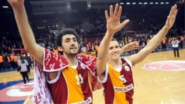 Galatasaray'da Hedef Tutku Açık
