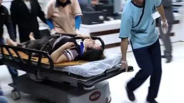 Sürücü Köpeğe Çarpmamak İçin Kaza Yaptı : 1 Ölü, 3 Yaralı