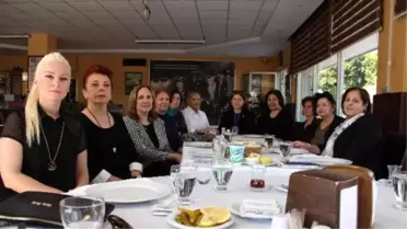 Aday Adayı İnce: 'Kadınlar Meclis'te de Yüzde 50 Oranında Temsil Edilmeli'
