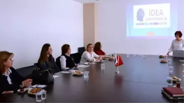 Kadın Girişimcilerden Kişisel Gelişim Semineri