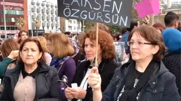 Denizli'de Kadına Şiddete Kaşıklı ve Sazlı Protesto