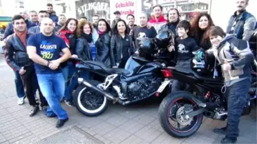 Almanya'da Motosiklet Tutkunları Sezonu Açtı