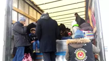 Hamzabeyli'de Tır Dorsesinde 70 Kaçak Yakalandı