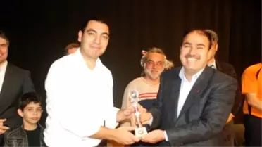 'Hapı Yuttuk' Oyunu Gülmekten Kırdı Geçirdi