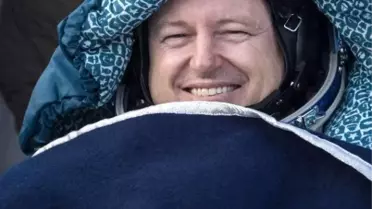 Astronot 6 Ay Sonra Karaya Ayak Bastı