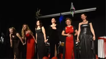 Eskişehir'de Aşk Üzerine Şiir ve Müzik Dinletisi