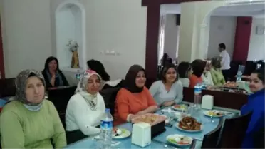 Malkara'da Ak Partili Kadınlar Tanışma ve Kaynaşma Kahvaltısında Buluştu