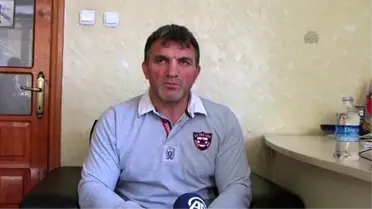 Öğretmen Başpehlivanın Hedefi Şampiyonlar Yetiştirmek