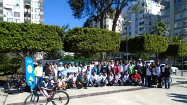 Adana'da Pedaller Su İçin Çevrildi