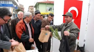 Isparta'da 5 Bin Fidan Dağıtıldı