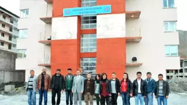 Hakkari'de Hdp'lilerden Rektör Ceylan'a Ziyaret