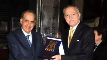 İit Eski Genel Sekreteri Ekmeleddin İhsanoğlu'na Roma'da 'Barış Ödülü'