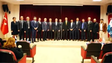 Uluslararası Yönetim ve Türkiye'de Değişim' Paneli