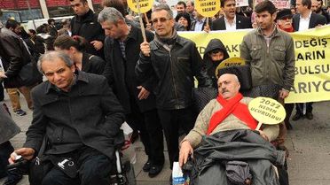 Beyoğlu'nda Engellilerden Oturma Eylemi