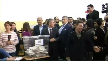 Kılıçdaroğlu : Liderlerin, Milletvekili Adaylarını Getirip Milletin Önüne Metazori Olarak Koymaları...