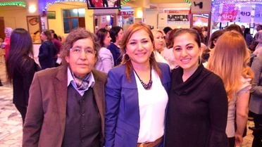 CHP'li Kadınlar Çay Partisinde Eğlendi