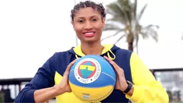 Angel McCoughtry: Fenerbahçe, Eşcinsel İlişkimi Yalanlamamı İstedi