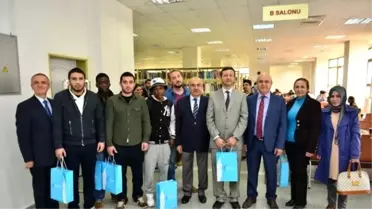 Cbü'de En Çok Kitap Okuyanlar Ödüllendirildi