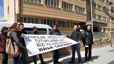 Eskişehir Emniyet Müdürlüğü Önünde Oturma Eylemine 6 Gözaltı
