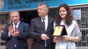 Kocaelili Zeliha, Portekiz'den Bir Altın Bir Gümüşlü Döndü