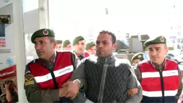 Eşi ve Kayınpederini Öldürüp 2 Kişiyi Yaralayan Şüpheli Yakalandı
