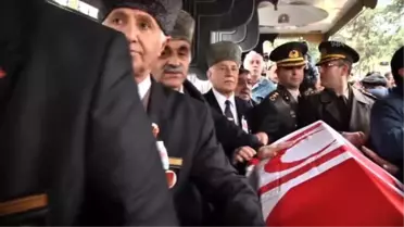 Muzaffer Tekin Toprağa Verildi