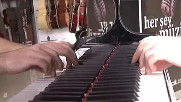 Suriyeli Müzik Dehası' Rotasını İsveç'e Çevirdi