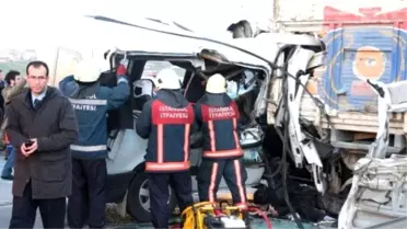 Tem'de Feci Kaza: 3 Ölü, 6 Yaralı