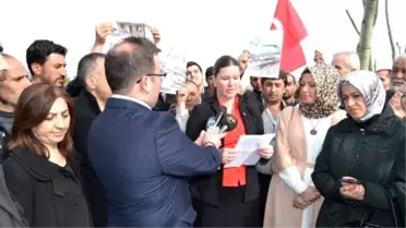Avcılar'da Yıkılan Mescide Cemaat Tepkisi