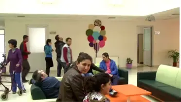 Engelsiz' Merkezle Hayata Hazırlanıyorlar