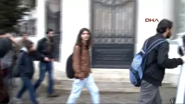 İstanbul Üniversitesi'nde Raşit Tükel Eylemi