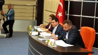 Meclisten 3 Mahalleye Hizmet Müjdesi
