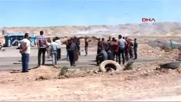 Tuzhurmatulular Kerkük- Bağdat Karayolunu Trafiğe Kapattı