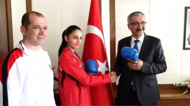 Avrupa 3.'süne Vali'den Ödül