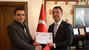 Gürün'de Sağlık Çalışanlarına Başarı Belgesi Verildi