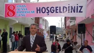 Lapseki'de 8 Nisan Dünya Romanlar Günü Kutlamaları