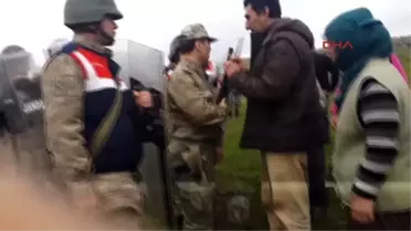 Eylemci Kadınları, Kadın Kaymakam İkna Etti