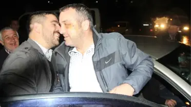 Fenerbahçe Otobüsüne Yapılan Saldırıda Yaralanan Şoför Rize'deki Evine Geldi