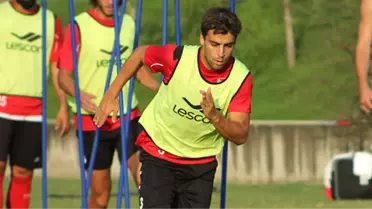 Balıkesirsporlu Santos İzinsiz Ülkesine Döndü