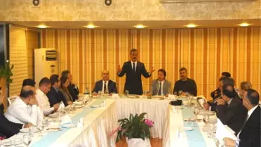 Toroslar Belediye Başkanı Tuna, İş Adamlarıyla Bir Araya Geldi