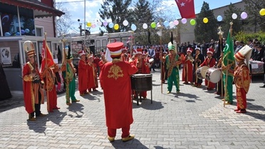 Zile Müftülüğünden 4 Bin Kişiye Pilav İkramı