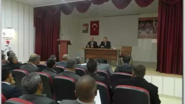 Polateli İlçesinde Muhtarlarla Toplantı