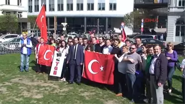 Sözde 'Ermeni Soykırımı' Tasarısının Görüşüldüğü AP Binası Önünde Türklerden Protesto