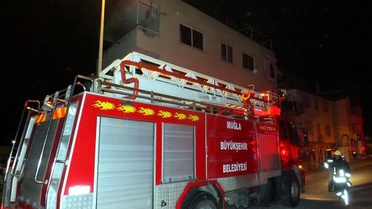 Su Isıtıcısı Kısa Devre Yaptı, Yangın Çıktı