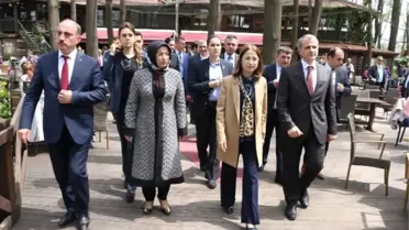 Bakan Ayşenur İslam Sağlık Brifingi Aldı