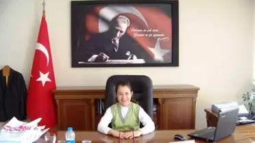 Nazilli'de Kaymakam Koltuğuna Öğrenciler Oturdu
