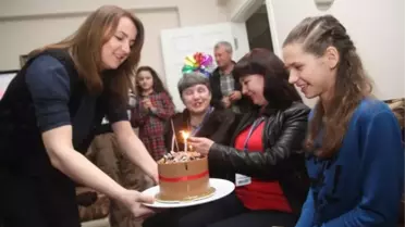 Romen Diana ile Rus Tatiana'ya Sürpriz Doğum Günü