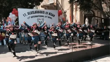Halk Oyunları Topluluğu, Kıbrıs'ta 23 Nisan Coşkusuna Ortak Oldu